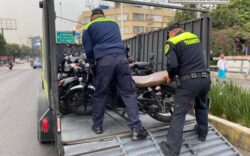 Aplican 77 infracciones a motociclistas tras operativo en Puente la Morena y Viaducto portada
