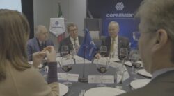 Para que pueda construirse una sociedad más justa, más igualitaria, más equitativa, en donde se implementen políticas públicas progresistas, se requiere del sector empresarial, aseguró Ricardo Monreal.