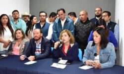 El tema complicado para el PAN será el método de selección candidato, principalmente para que Xóchitl Gálvez acepte su derrota, si fuera el caso, porque en las tendencias ella va en línea descendente, muy lento, pero descendente, mientras que Lía Limón y Taboada están creciendo. Tan es así, que por eso la “4T” los ataca a ellos y no a la senadora. Lo veremos.