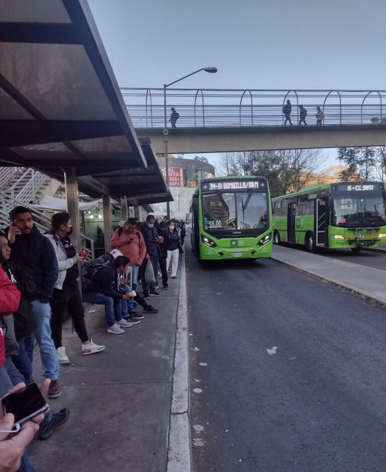 Claudia Sheinbaum tiene en ciernes otro posible conflicto en el transporte subsidiado que depende de su Gobierno. Cada vez hay más más quejas en las redes sociales sobre fallas en la Red de Transporte Público (RTP).