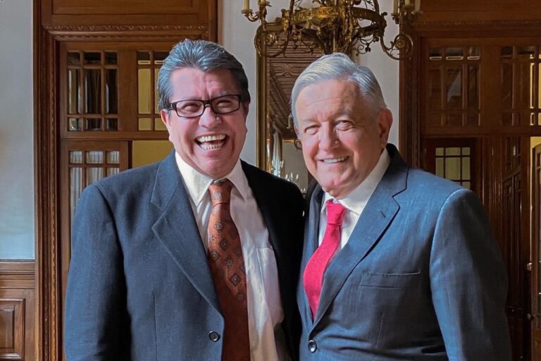 Ricardo Monreal coincidió con el presidente Andrés Manuel López Obrador al señalar que cuando se quiere reducir y encasillar la justicia a la norma escrita, y la legitimidad a lo legal, estamos ante un problema de injusticia.