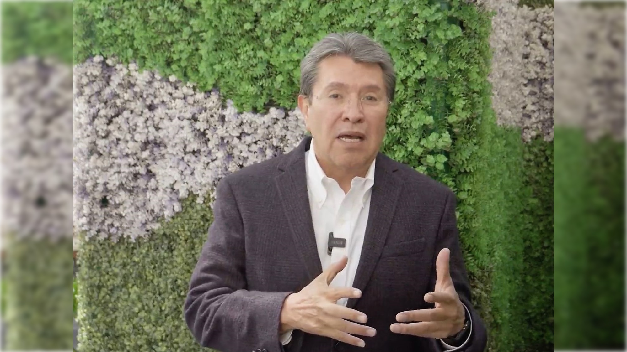 La Cámara de Senadores ha cumplido con el marco legal aplicable en el ejercicio del Presupuesto de Obras y Servicios, bajo los conceptos de honestidad y austeridad, destacó Ricardo Monreal Ávila, presidente de la Junta de Coordinación Política del Senado de la República.