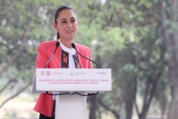 Contrario a lo que ha dicho la corcholata presidencial Marcelo Ebrard, para la jefa de Gobierno, Claudia Sheinbaum hay “piso parejo” en la contienda interna de Morena para elegir a su candidato presidencial, y remarcó que el paso previo más importante es el proceso electoral del 4 de junio, para gobernador de Coahuila y Estado de México.