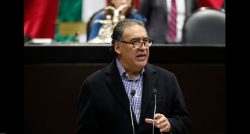 La elección consecutiva es la figura jurídica que establece la prerrogativa de un ciudadano que desempeña un cargo de elección popular, a ser postulado para ocupar nuevamente dicho cargo por otro periodo y de manera consecutiva. FOTO: Cámara de Diputados