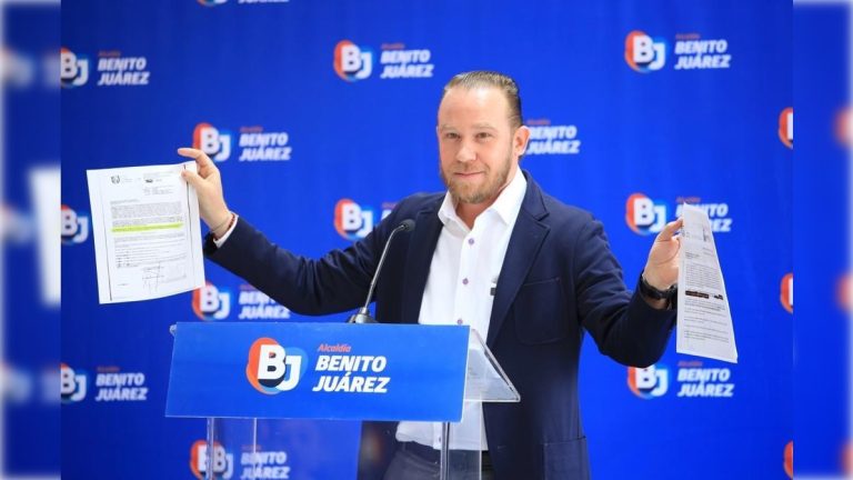 El alcalde de Benito Juárez, Santiago Taboada, acusó que en la Fiscalía General de Justicia de la Ciudad de México (FGJCDMX) que encabeza Ernestina Godoy, hay altos funcionarios que presuntamente están ligados a la desaparición de los 43 normalistas de Ayotzinapa, y que ahora su labor es perseguir a los opositores, no a los delincuentes.