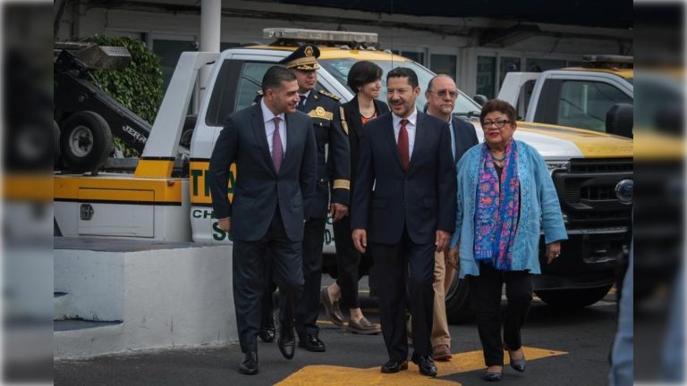 El jefe de Gobierno de la Ciudad de México, Martí Batres reconoció el trabajo de coordinación entre la Fiscalía General de Justicia (FGJ) capitalina, que encabeza Ernestina Godoy, y la Secretaría de Seguridad Ciudadana (SSC), a cargo de Omar García Harfuch, pues dijo que ello ha permitido en cuatro años y medio de gobierno reducir los índices de inseguridad y aumentar la percepción ciudadana de seguridad.