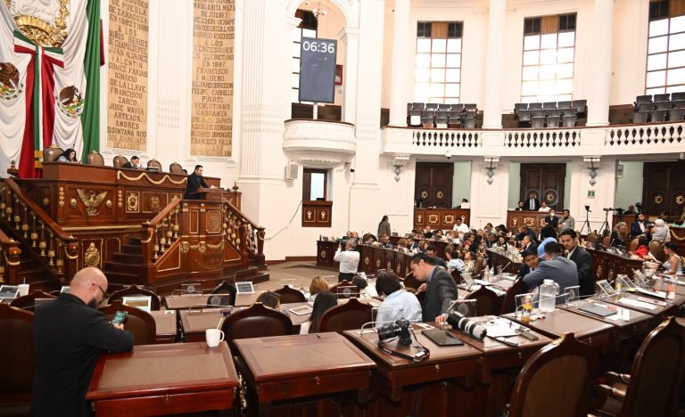 Con la finalidad de mitigar el impacto económico derivado de fenómenos perturbadores o emergencias sanitarias, el Congreso capitalino aprobó reformas para impulsar la simplificación administrativa para la apertura o reapertura de los establecimientos mercantiles ante diversas contingencias.