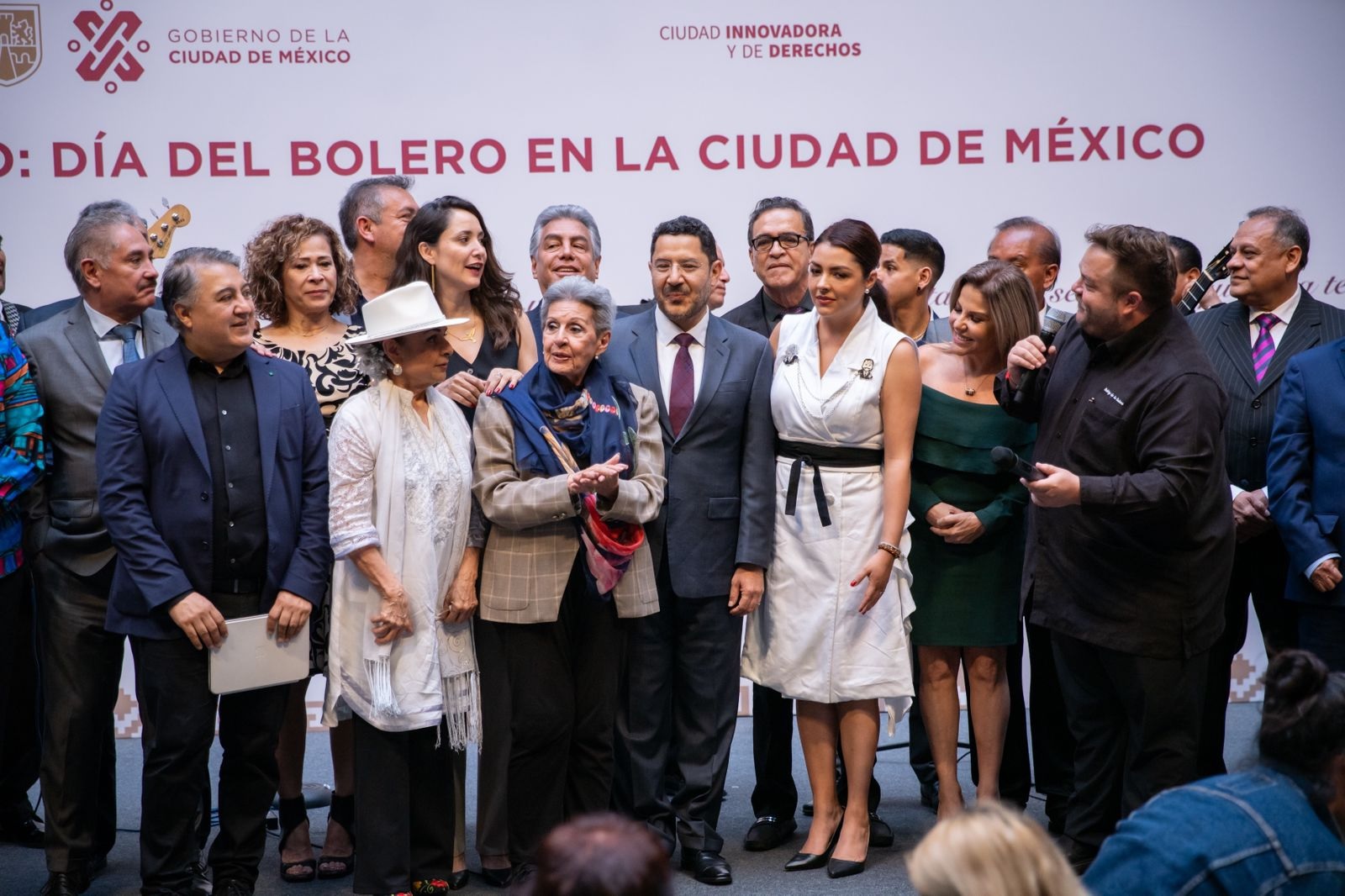 El Gobierno capitalino decretó que el 25 de agosto como “Día del Bolero en la Ciudad de México”, a través de un Decreto publicado en la Gaceta Oficial, el cual establece que la Secretaría de Cultura local, así como las Alcaldías, diseñarán actividades año con año para su celebración. Con este acto la CDMX se convierte en un escenario receptor de la cultura universal e impulsa la difusión de expresiones artísticas de las y los mexicanos.