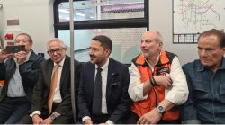 Diputados de Morena en el Congreso de la Ciudad de México se congratularon por la renuncia formal del diputado Jorge Gaviño a la bancada del PRD y convertirse en legislador sin partido. FOTO: X / Jorge Gaviño