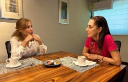 En el contexto del anuncio de los encartes y descartes para competir por la candidatura de Morena a la Jefatura de Gobierno de la Ciudad de México, circula la versión de que la ex secretaria de Economía, Tatiana Clouthier, se inscribiría al proceso de Morena. FOTO X / Sheinbaum