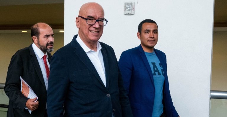 En el marco del informe de Luis Donaldo Colosio, presidente municipal de Monterrey, esta tarde, el dirigente nacional de Movimiento Ciudadano, Dante Delgado, dio a conocer el calendario para sus aspirantes a cargos en el 2024. FOTO: X / MC