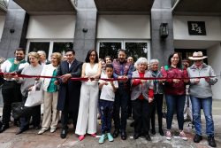 Martí Batres, jefe de Gobierno, aseguró que se tiene un avance de 92 por ciento en la reconstrucción de viviendas dañadas por el sismo de 2017, durante la entrega del Multifamiliar ‘Prosperidad No. 4’, Alcaldía Miguel Hidalgo, que contó con una inversión cercana a los 120 millones de pesos, en beneficio de 21 familias damnificadas. FOTO: GCDMX