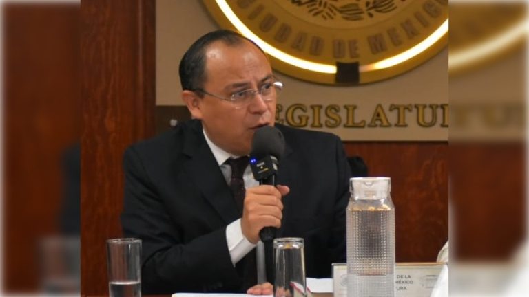 El diputado local Gerardo Villanueva, personero del jefe de Gobierno Martí Batres, optó por el escándalo y el lucro con la tragedia, aunque sea mentira, para ver si logra hacerse de algo de fama en Coyoacán. FOTO: Morena Congreso CDMX