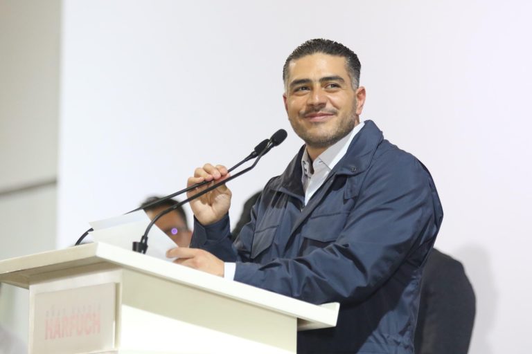 El aspirante a la candidatura de Morena para la Jefatura de Gobierno Omar García Harfuch aseguró que bases sociales del partido así como sus fundadores lo apoyan para ser el candidato a la Jefatura de Gobierno en la elección del 2024. FOTO: Campaña Harfuch