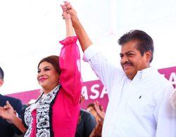 El Congreso de la Ciudad de México aprobó una licencia por 14 días al alcalde de Gustavo A. Madero, Francisco Chíguil, para ausentarse del cargo, pues desde la semana pasada se sumó a la campaña de Clara Brugada en busca de la candidatura de Morena para la Jefatura de Gobierno de la CDMX. FOTO: X / Brugada