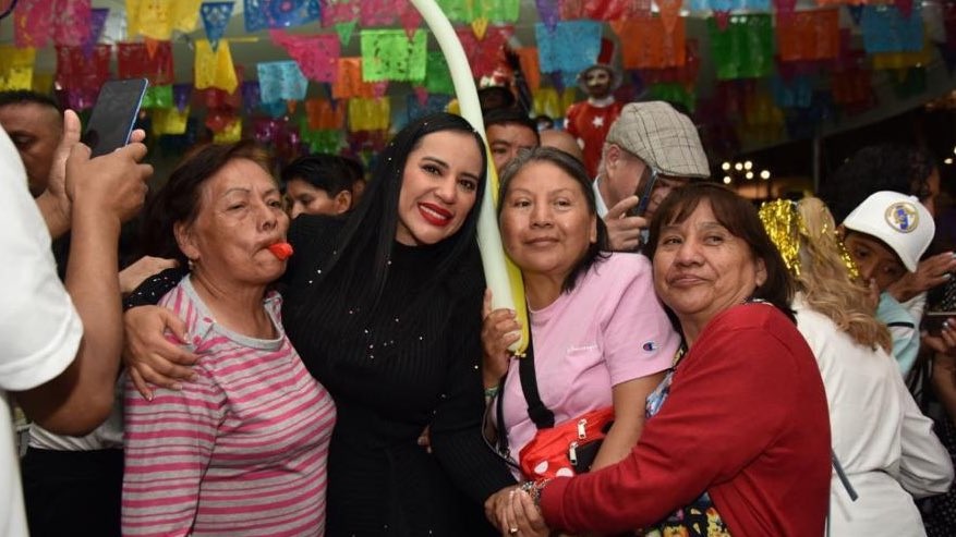 Lo que se ha venido sospechando desde hace varias semanas hoy empieza a confirmarse: la alcaldesa de la Alcaldía Cuauhtémoc Sandra Cuevas amenazó con reventar al Frente Amplo por México (PAN, PRI y PRD), si no le dan oportunidad de participar en el proceso de selección del abanderado a la Jefatura de Gobierno de la capital del país. FOTO: X / Sandra Cuevas