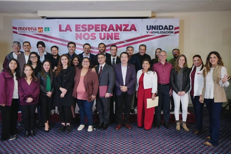 En ese bloque de las encuestadoras muy cuestionables por sus pésimos resultados, cuyo error es superior a los dos dígitos, destacan las mismas que seguramente antes no quería Brugada, pero ahora ya. Son una verdadera mafia. FOTO: Morena.