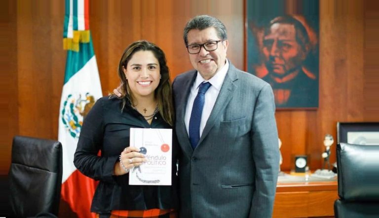 Ricardo Monreal quiere que su hija Caty Monreal sea la abanderada, aunque por si acaso también trae a Temístocles Villanueva, diputado local. FOTO: Facebook / Caty Monreal