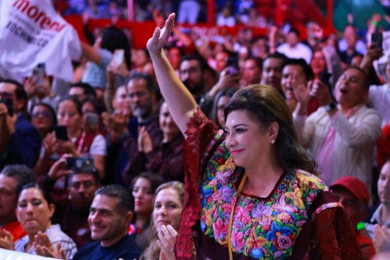 Se estima que en unos dos días más, la ahora aspirante morenista pueda concretar ya su alianza, tanto con el Partido Verde como también con el Partido del Trabajo. FOTO: Especial