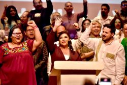 Brugada se dijo comprometida con una agenda democrática y progresista en la capital del país y afirmó que hoy inicia una nueva etapa. FOTO: X / Brugada