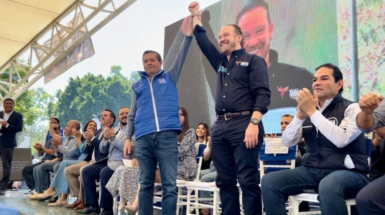 Los partidos de oposición PAN, PRI, PRD registraron cómo será el ‘siglado’ de sus candidaturas para Alcaldías y Diputaciones en la Ciudad de México, en el que destaca que el PAN llevará seis, el PRI otras seis y el PRD cuatro, de las 16 demarcaciones territoriales. FOTO: X / Giovani Gutiérrez