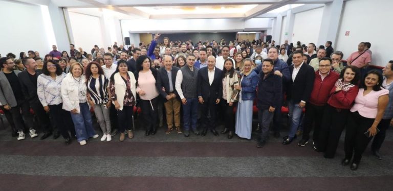 El aspirante a la candidatura de Morena para la Jefatura de Gobierno, Omar García Harfuch se reunió la mayoría con integrantes del Consejo de Morena en la Ciudad de México, quienes le externaron su apoyo total para que los abandere en los comicios de 2024. FOTO: Campaña Harfuch