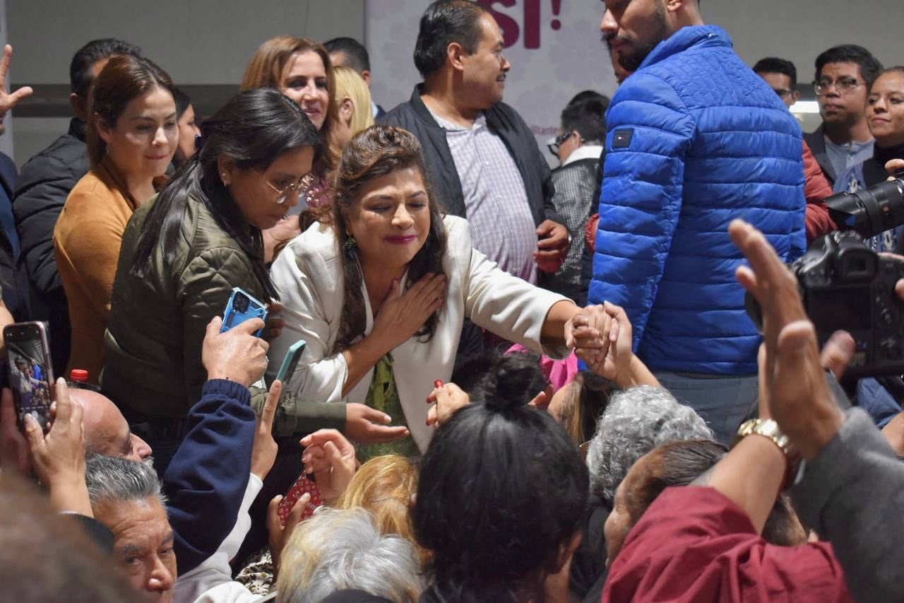 “Álvaro Obregón una de las demarcaciones que tenemos que garantizar recuperar en el 2024. Viva el pueblo consciente de Álvaro Obregón. Es el momento de sacar la casta, es el momento de recuperar Álvaro Obregón”, dijo Brugada.