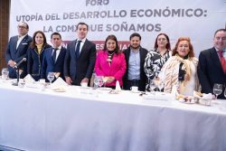 Durante el foro “Utopía del Desarrollo Económico: La CDMX que Soñamos”, organizado por el Consejo Consultivo Empresarial, Clara Brugada Molina, precandidata única de Morena, PT y PVEM a la Jefatura de Gobierno de la Ciudad de México, llamó a romper los mitos de que el proyecto de Morena es ajeno al desarrollo económico. FOTO: Campaña Brugada