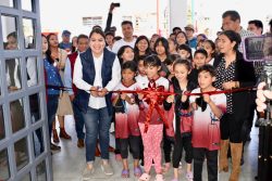 Tláhuac invierte en infraestructura deportiva y enterga a la comunidad alberca semiolímpica