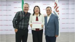 La actual alcaldesa de Tláhuac, Berenice Hernández Calderón, formalizó su registro como candidata del partido Movimiento de Regeneración Nacional para contender de nueva cuenta por el cargo en el proceso electoral del próximo domingo 2 de junio de 2024.