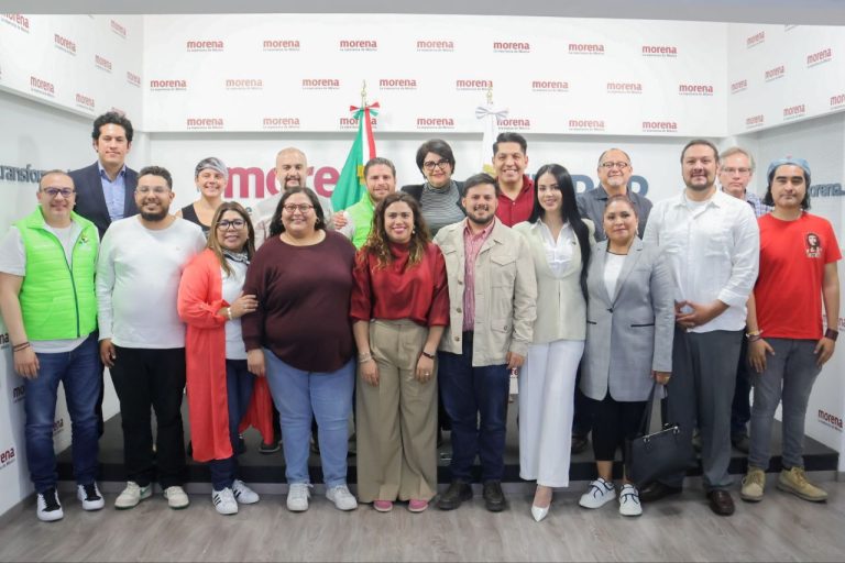 Caty Monreal se comprometió a luchar por construir una alcaldía más segura, próspera e incluyente para todas y todos. Aseguró que seguirá escuchando a las vecinas y vecinos para atender las necesidades y trabajar en equipo por un mejor presente para nuestra comunidad. FOTO: Morena CDMX