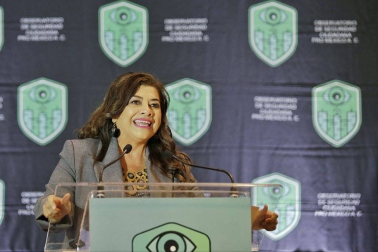 La Candidata a la jefatura de gobierno por la Coalición “Sigamos Haciendo Historia en la Ciudad de México”, Clara Brugada, aseguró que, durante su gestión como jefa delegacional, disminuyó la incidencia delictiva de alto impacto, en una de las demarcaciones con más delitos por cada 100 mil habitantes, la de Iztapalapa. FOTO: Especial