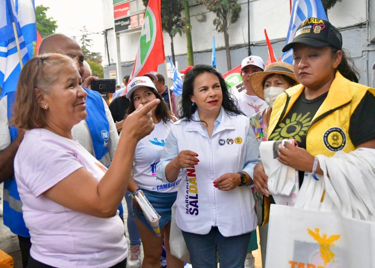 Azcapotzalco tendrá nueva línea única para atender peticiones ciudadanas: Margarita Saldaña Azcapotzalco tendrá nueva línea única para atender peticiones ciudadanas: Margarita Saldaña