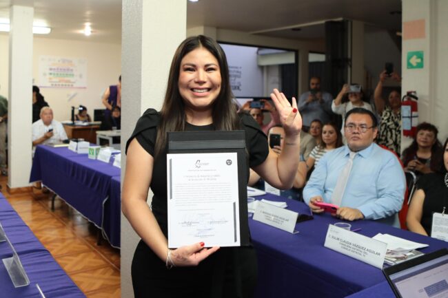 Lourdes Paz recibe constancia de mayoría en Iztacalco