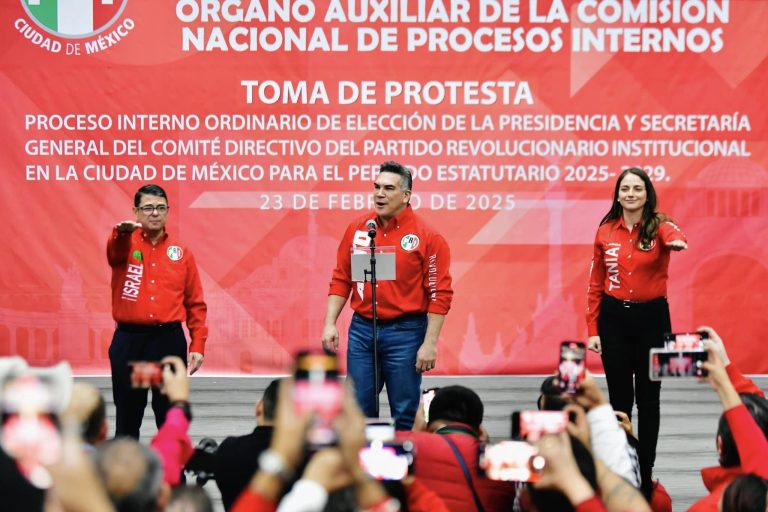 El secretario de Gobierno capitalino, César Cravioto, confirmó ayer la presencia del PRI en los bloqueos a 11 cruces importantes de la Ciudad de México este miércoles. FOTO: Facebook PRI