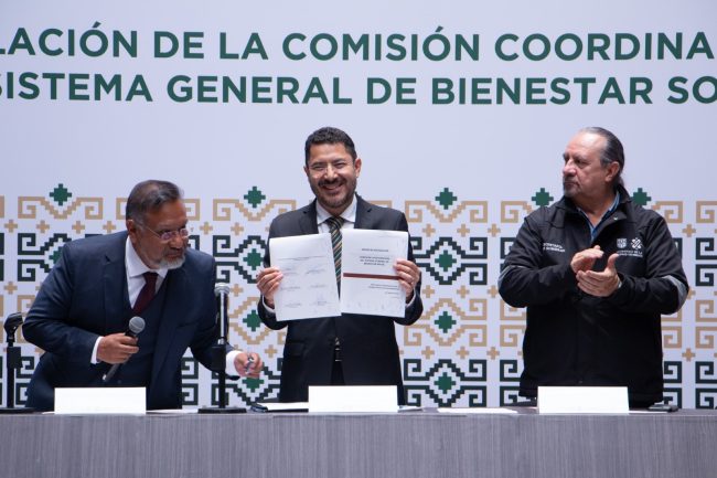 Urge Batres a aprobar reforma de tope a rentas Urge Batres a aprobar reforma de tope a rentas