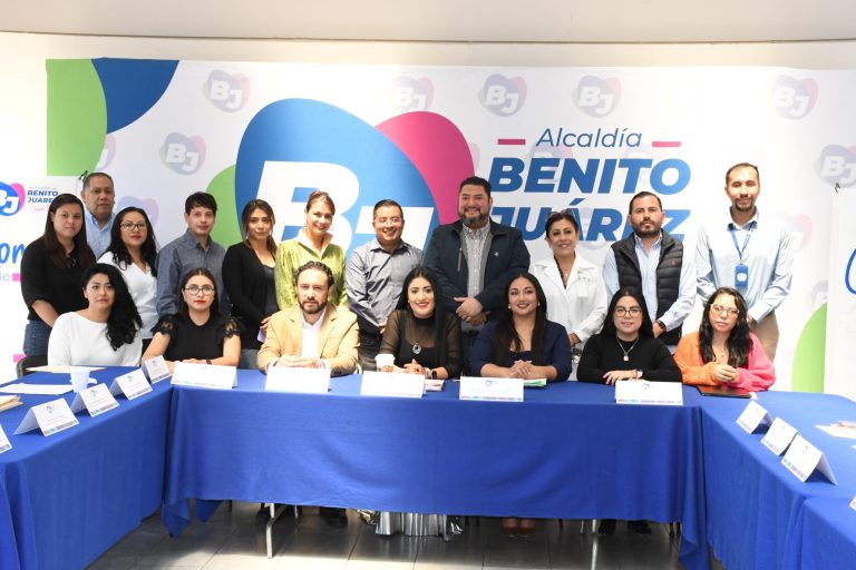 Con el firme propósito de elevar la calidad y eficiencia de los servicios médicos en la demarcación, la Alcaldía Benito Juárez instaló y llevó a cabo la primera sesión del Comité de Salud, espacio estratégico donde se presentó un informe detallado de las acciones emprendidas por esta área fundamental..... FOTO: Especial