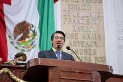 Andrés Sánchez solicita beneficiar a estudiantes del CAM 69 con beca &#039;Rita Cetina&#039;