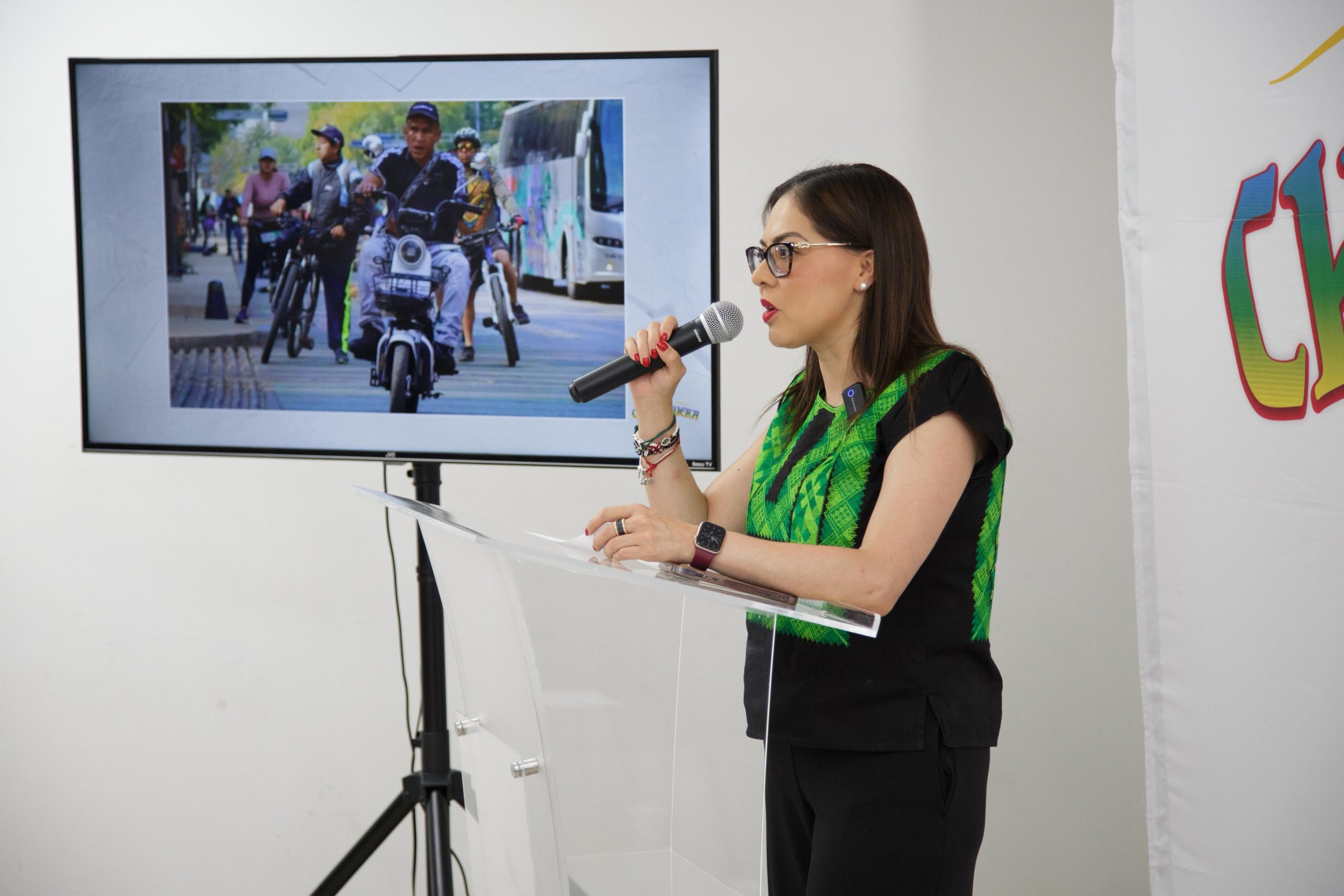 Ley de Electromovilidad protegerá peatones y ciclistas: Brenda Ruiz