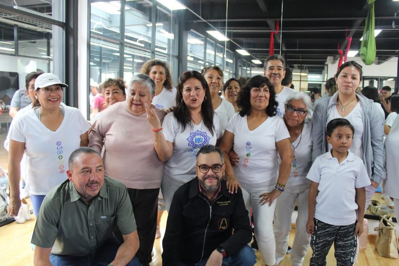 Alcalde Fernando Mercado inaugura Centro de Formación Deportiva 1° de Mayo Alcalde Fernando Mercado inaugura Centro de Formación Deportiva 1° de Mayo