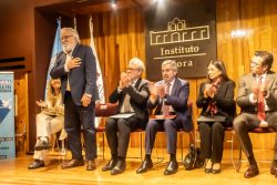 El multilateralismo debe tener rostro humano con enforque de género: Encinas