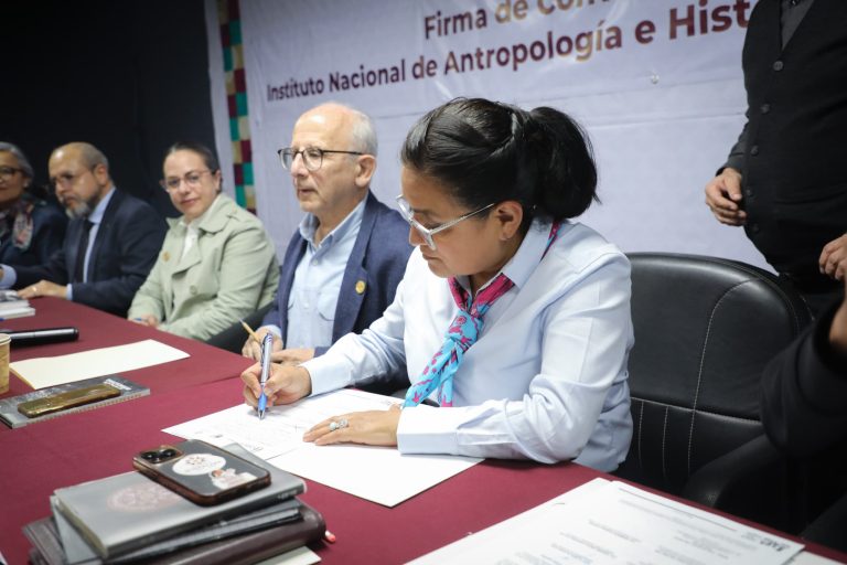 En el marco de la firma del Convenio Marco de Colaboración entre el Instituto Nacional de Antropología e Historia y la alcaldía Iztapalapa, la edil Aleida Alavez Ruiz anunció que la Tira de Tetepilco se expondrá en escuelas de la demarcación.