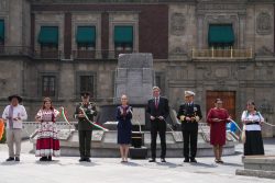 Al participar en la conmemoración de los 700 años de la Fundación de México-Tenochtitlán, la jefa de Gobierno, Clara Brugada Molina aseguró que el legado de la civilización mexica sigue vivo en la historia, la cultura y la memoria colectiva del pueblo mexicano. FOTO: Especial