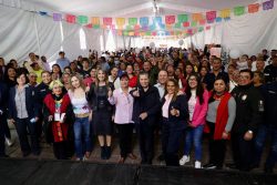 Al inaugurar la “Feria de Cooperativas 2025: Consume Local”, el alcalde Giovani Gutiérrez Aguilar subrayó que su gobierno trabaja sin colores y sin distingos para que todos puedan tener las mismas oportunidades. FOTOS: Especial