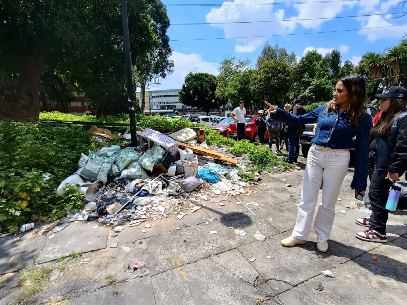 La Cuauhtémoc erradica ‘basurero’ clandestino en Tlatelolco La Cuauhtémoc erradica ‘basurero’ clandestino en Tlatelolco