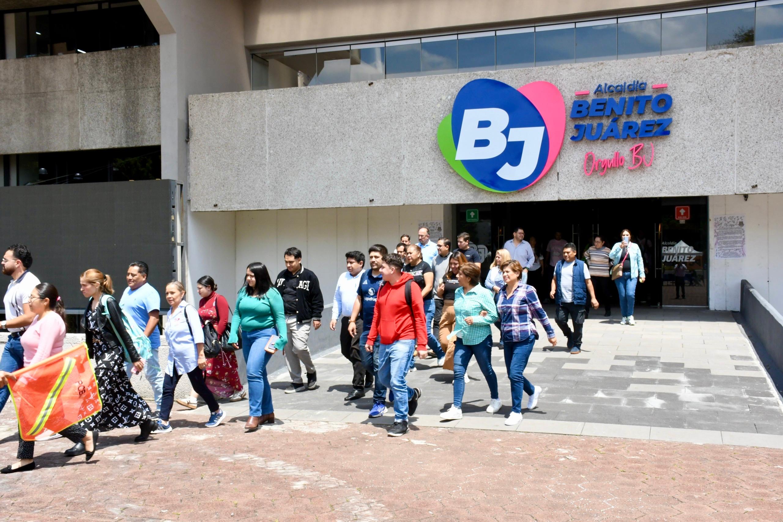 Simulacro con saldo blanco en la Benito Juárez Simulacro con saldo blanco en la Benito Juárez