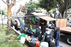 Con el objetivo de mantener el orden y la seguridad en las calles de la alcaldía Benito Juárez, el Gobierno del alcalde Luis Mendoza realizó diversos operativos para la recuperación del espacio público en coordinación con elementos de Blindar BJ360° y el apoyo de las áreas de Servicios Urbanos y Jurídica y Gobierno y Vía Pública.   FOTO: Especial