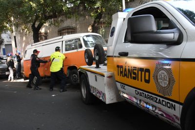 Estos operativos continuarán de forma permanente y se mantendrán recorridos en las 56 colonias de la demarcación con apoyo de Blindar BJ 360º, Policía Auxiliar y grúas de la Subsecretaría de Control de Tránsito. FOTO: Especial