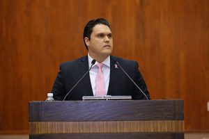 Líder de Congreso en Tamaulipas recibe más 42 millones en contratos públicos a través de empresa familiarático Humberto Prieto Herrera