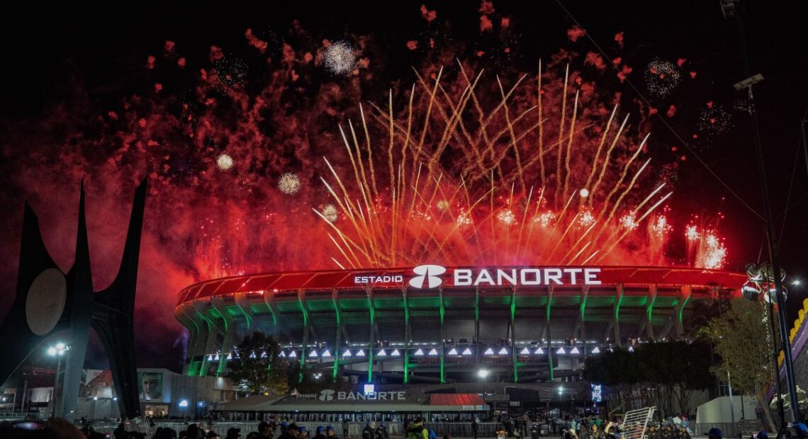 Fatídica, reinauguración del Estadio Azteca